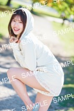 日向坂46・松田好花 1st写真集『振り向いて』【SHIBUYA TSUTAYA】特典ポストカード