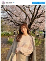 【写真】森香澄、ピンクの私服でお花見満喫　かわいすぎる姿にファン「桜に目がいかん」