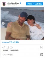 ベッカム夫妻、最高でラブラブな夏を過ごす※「Victoria Beckham」インスタグラム