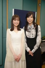 ドラマ『素晴らしき哉、先生！』より（左から）主演・生田絵梨花、主題歌を担当した竹内まりや