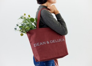 DEAN & DELUCA「チャリティトートバッグ」発売！　売り上げの一部を｢セーブ・ザ・チルドレン｣へ寄付