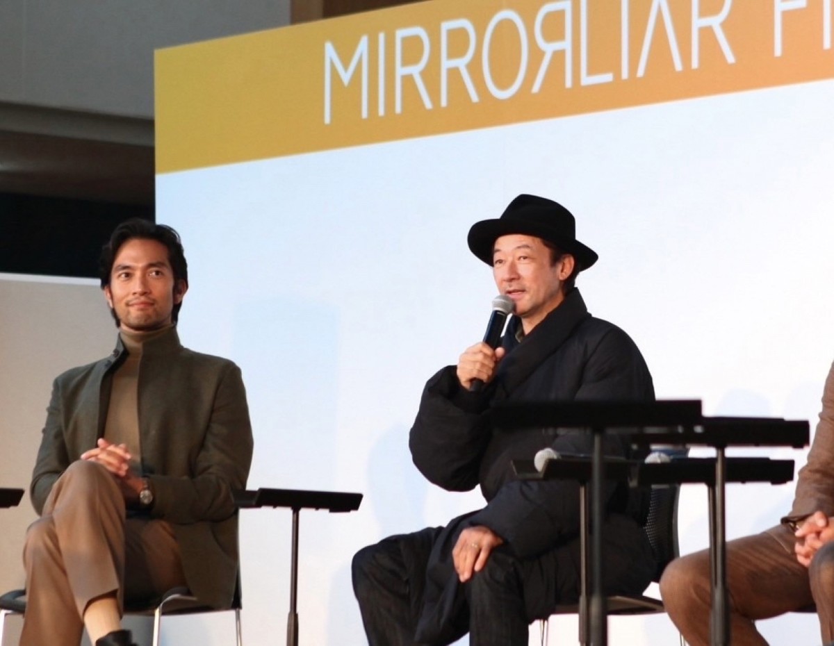 小栗旬＆浅野忠信、『MIRRORLIAR FILMS Season6』秋田での撮影振り返る　山田孝之Pも作品に共感