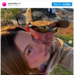 【写真】ジャスティン・ビーバー、妻ヘイリー・ビーバーとのラブラブ休暇ショット投稿