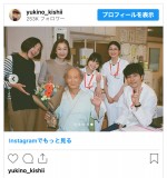 岸井ゆきのが披露したドラマ『お別れホスピタル』のオフショット　※「岸井ゆきの」インスタグラム