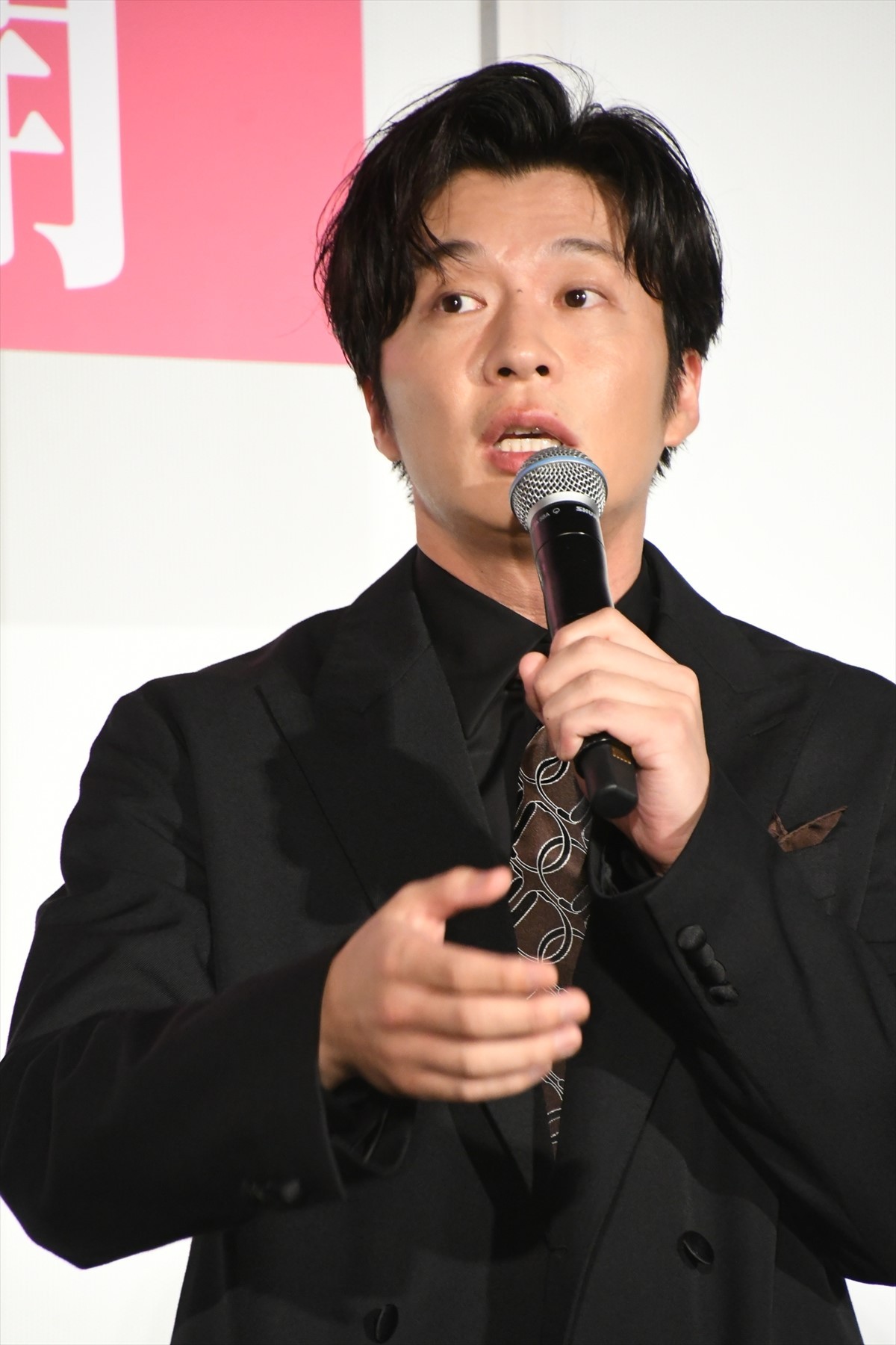 高橋文哉、先輩・田中圭のまさかの出演理由にはにかむ