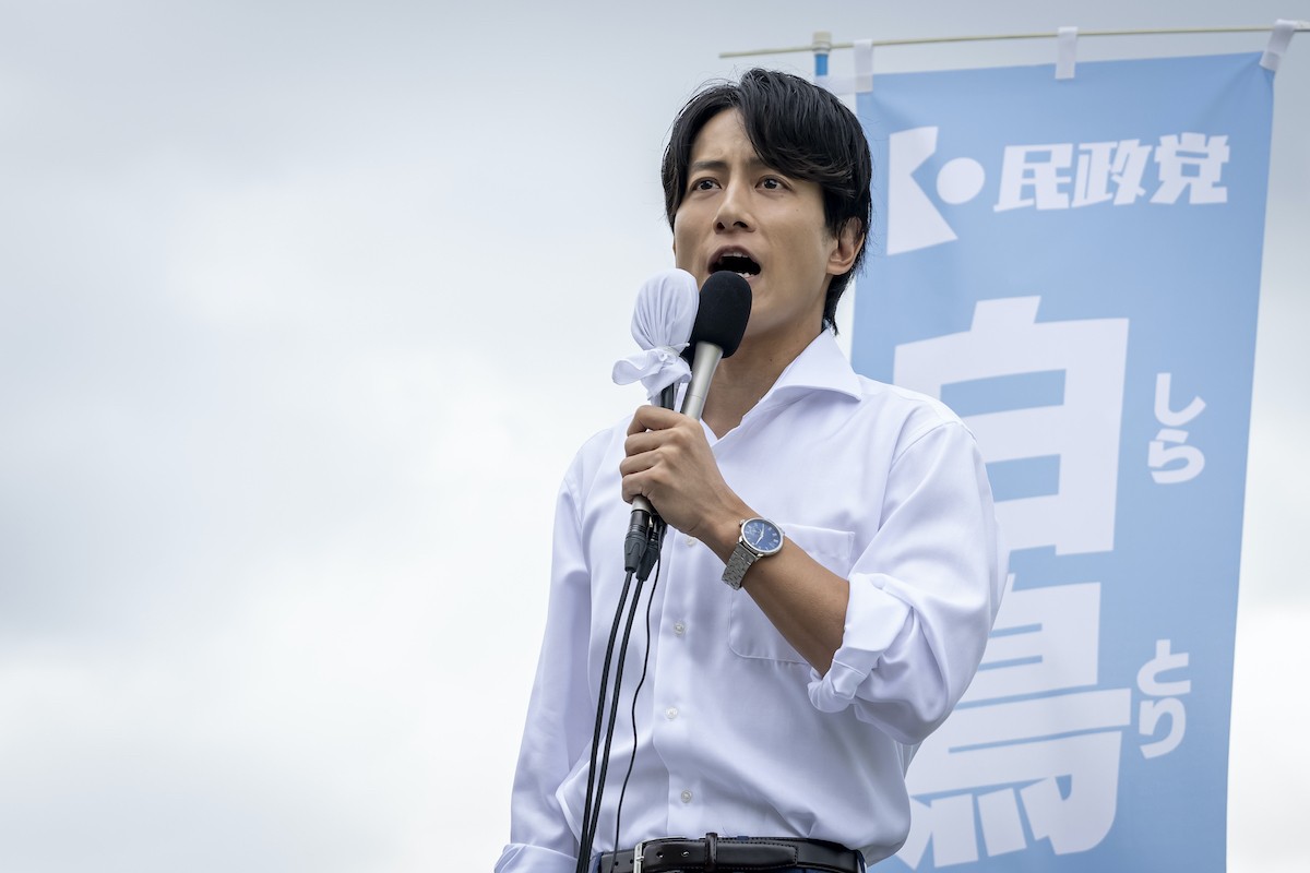 『民王R』初回　遠藤憲一⇔あの、入れ替わり演技に称賛続々「完璧すぎてヤバい」「絶妙に似てる」