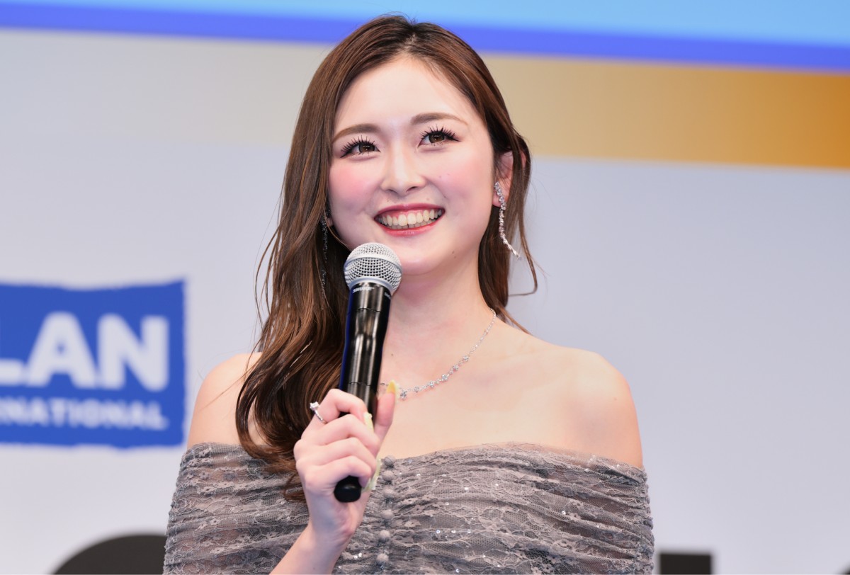 ゆうちゃみ、国際ガールズ・デーイベントにサプライズ登場　仕事で大切にしていることは「言霊」