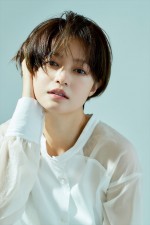 連続テレビ小説『虎に翼』に出演する小林涼子