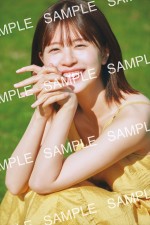 日向坂46・松田好花 1st写真集『振り向いて』【未来屋書店】特典ポストカード