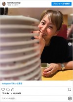 家族へスシローへ　ほんのり顔も赤い藤本美貴　※「庄司智春」インスタグラム