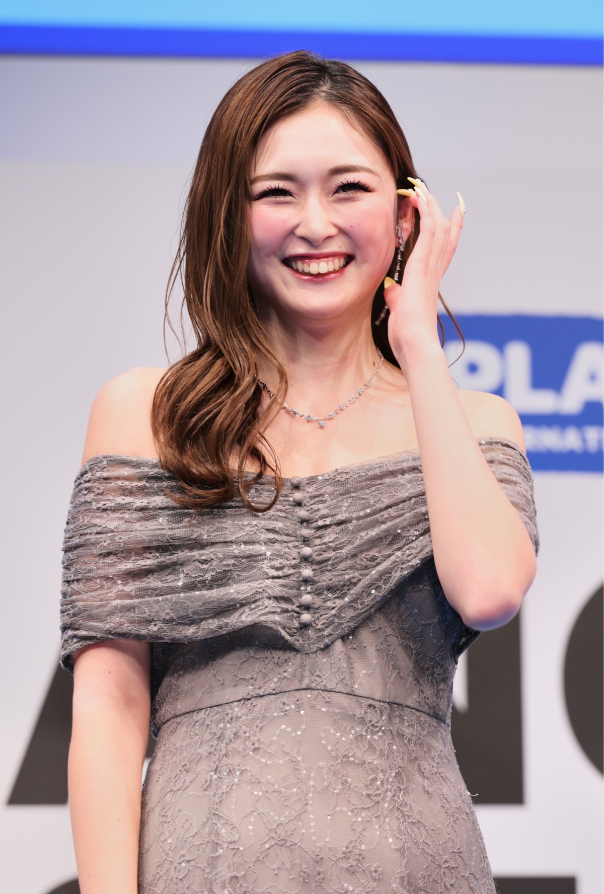 ゆうちゃみ、国際ガールズ・デーイベントにサプライズ登場　仕事で大切にしていることは「言霊」