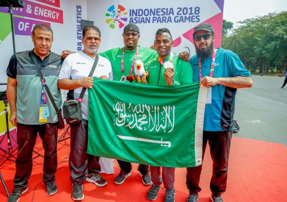 Saudi National team athlete of handicapped Hani Al-Nakhli won today a silver medal with 9:37 meters distance of shot put competition at 2018 Asian Para Games in Jakarta.