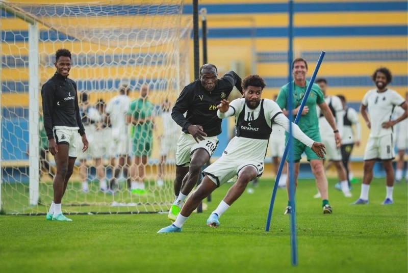 تمارين لاعبي نادي النصر قبل مواجهة الاتفاق (المركز الإعلامي بنادي النصر)