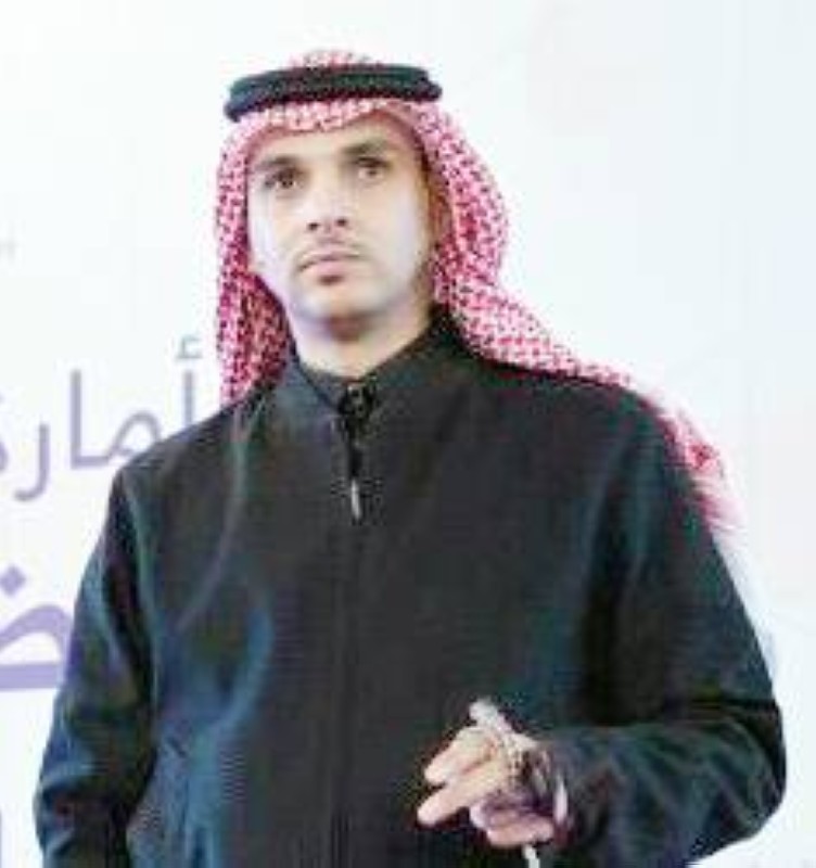 



الشاعر إبراهيم الشيخي