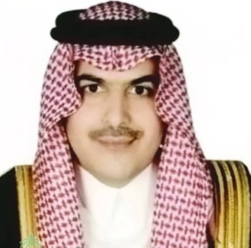 أيمن محمد السياري.