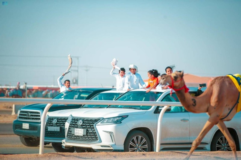 مهرجان ولي العهد للهجن يصدر العدد الثالث من «صحيفة المهرجان».