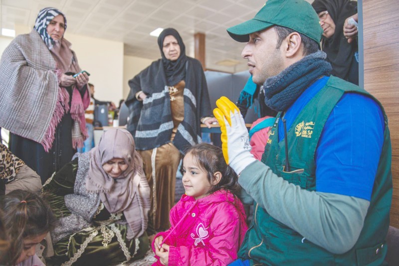 



فريق مركز سلمان يواصل مساعدة الأطفال. (تصوير: سليمان القبلان Slom744@)