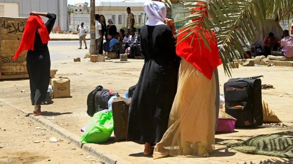 سودانيون يفرون من الصراع