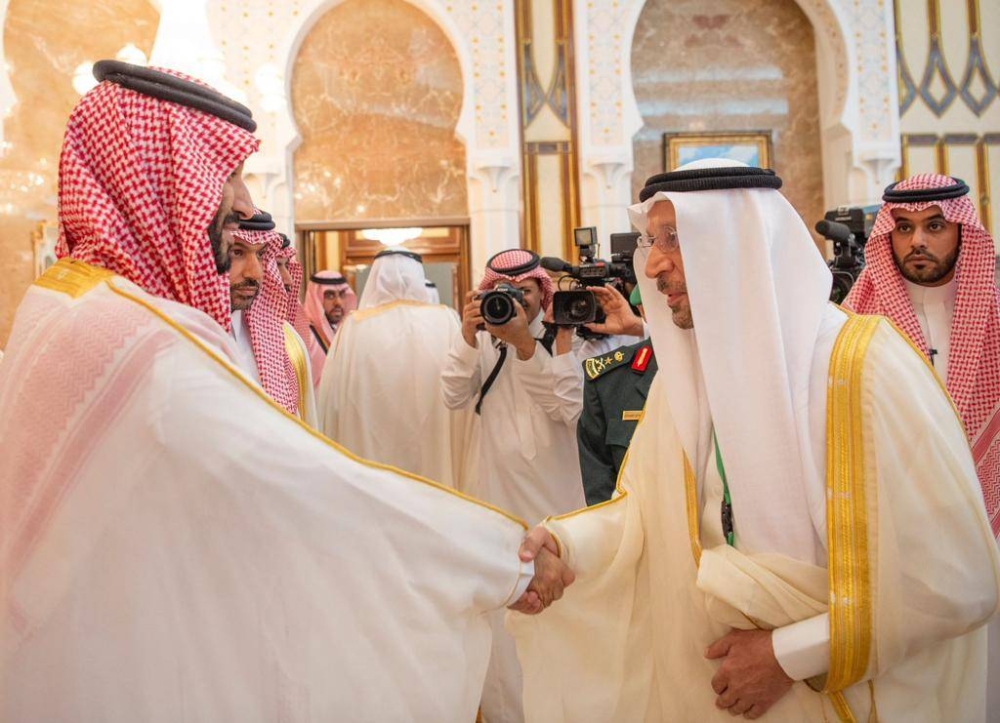 ولي العهد الأمير محمد بن سلمان مستقبلا وزير الاستثمار خالد الفالح