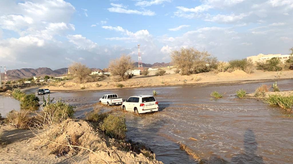 



سيول وادي رنية منعت الطلاب من الوصول إلى مدارسهم.