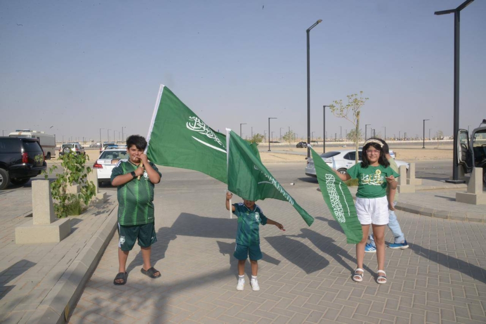 



فرحة الأطفال في العاصمة. (تصوير: عبدالعزيز اليوسف)