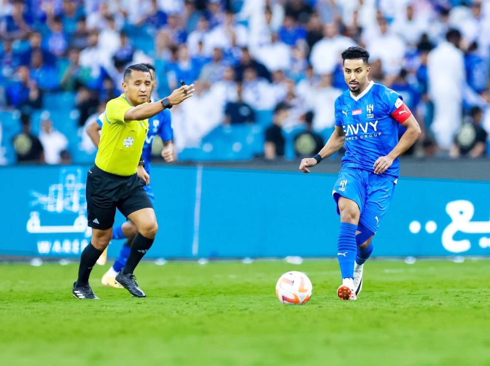 



قائد الهلال سالم الدوسري