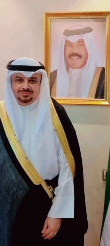 القنصل محمد المطيري.