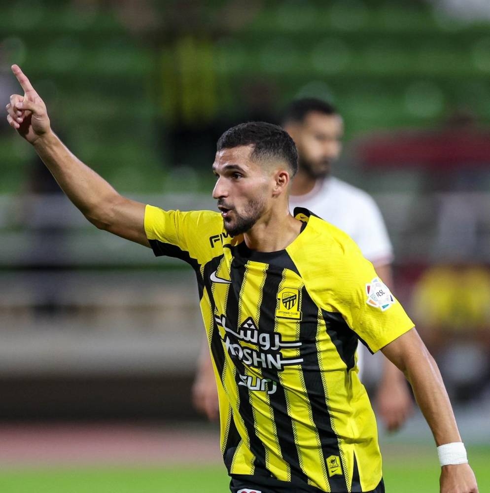 لاعب فريق الاتحاد حسام عوار