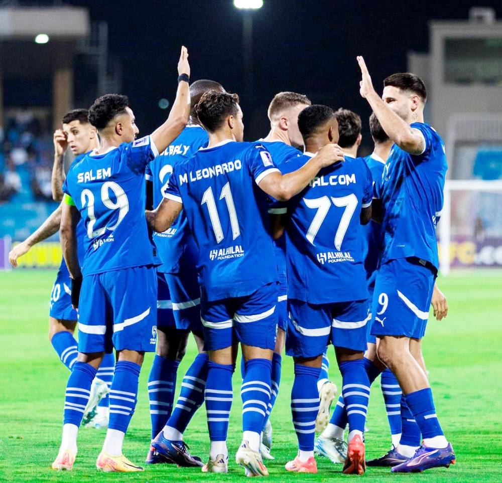 



فرحة لاعبي الهلال بأحد الانتصارات في منافسات الموسم الحالي.